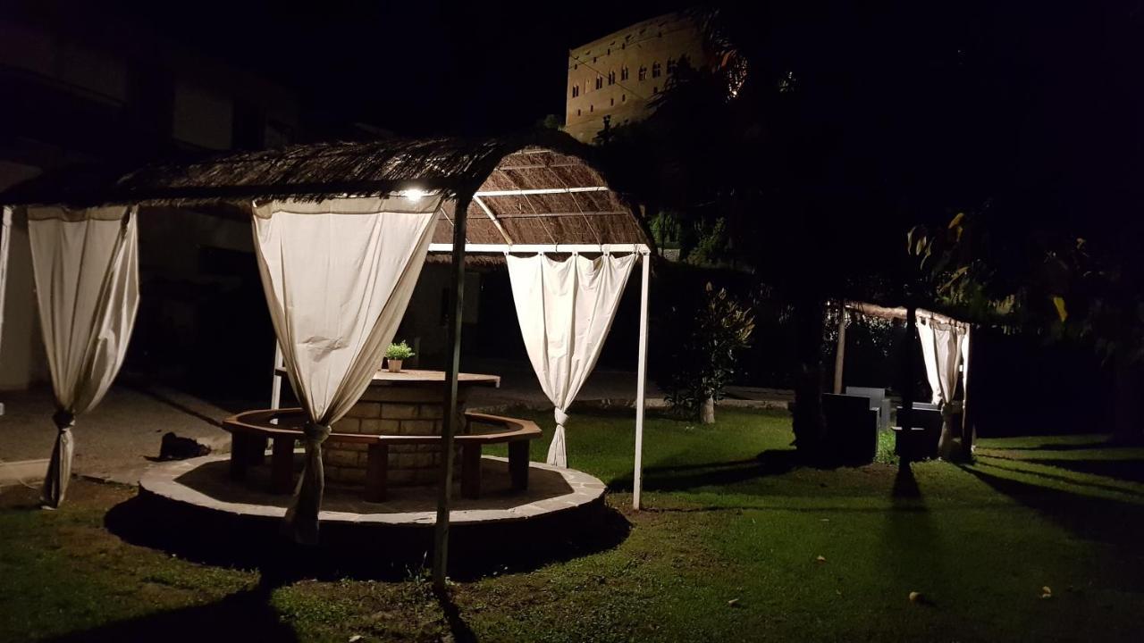 Val D'Orcia Deluxe 2, Raffinata Casa Immersa Nel Verde Con Wifi, Giardino E Parcheggio Montalcino Exterior foto